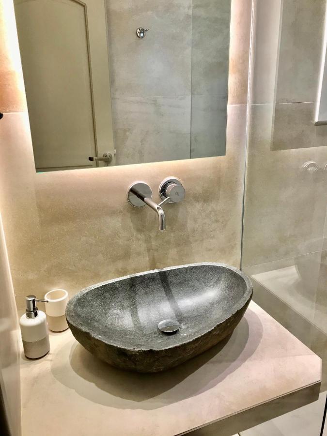 Vassiliki Rooms Парос Екстериор снимка