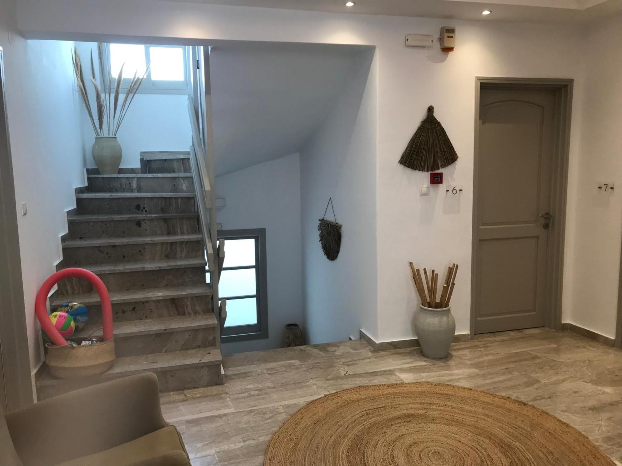 Vassiliki Rooms Парос Екстериор снимка